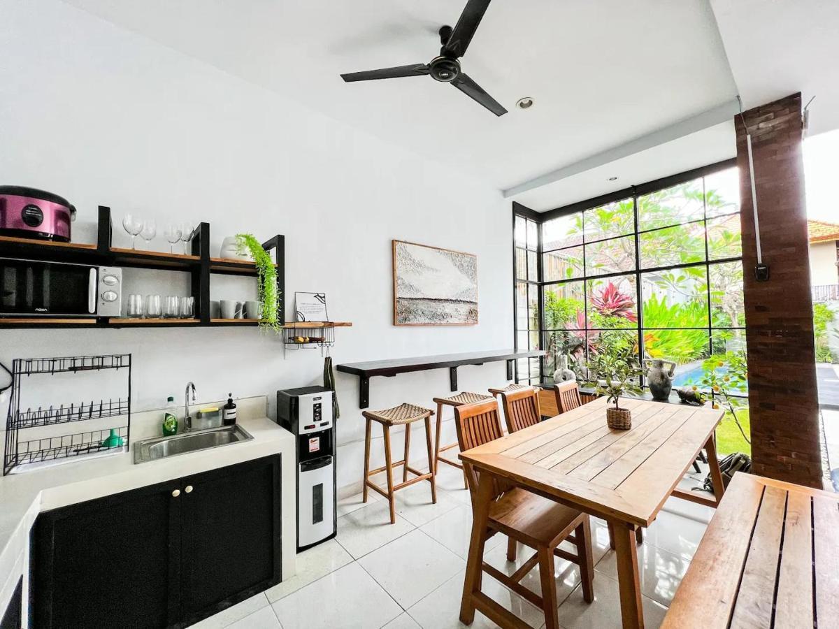 Island Boy Guest House Canggu Exterior foto
